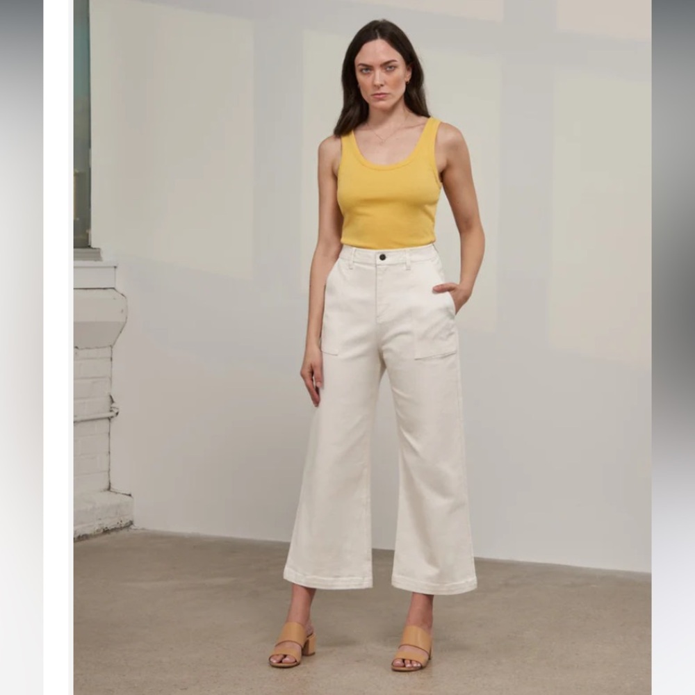 NWOT United By Blue Women’s Wide Leg White Jeans Size 10